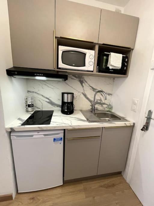 Charmant Studio Climatise Avec Parking, Au Coeur De Pietranera, Plage A 500M, Bastia A 2Km Ville-di-Pietrabugno Zewnętrze zdjęcie